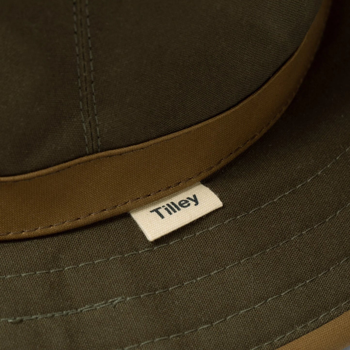 TWC7 Outback Waxed Cotton Green/Tan