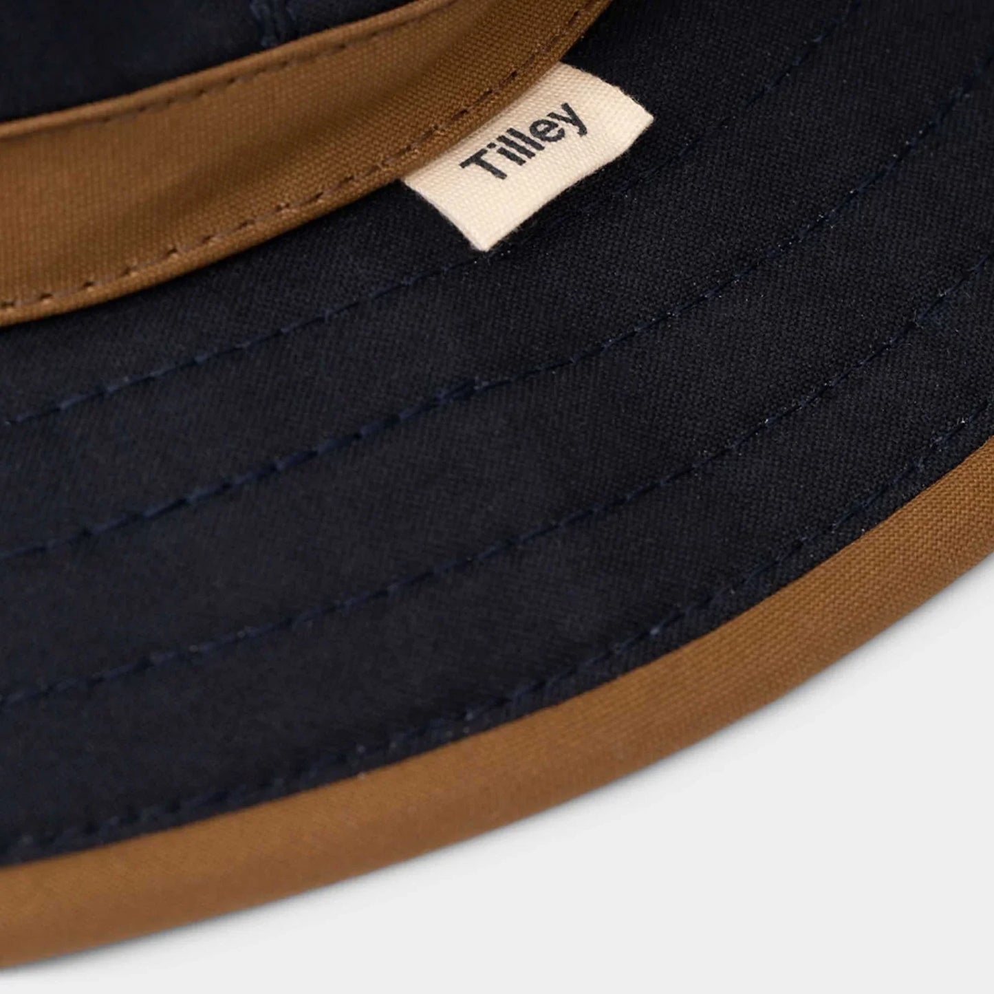 TWC7 Outback Waxed Cotton Navy/Tan