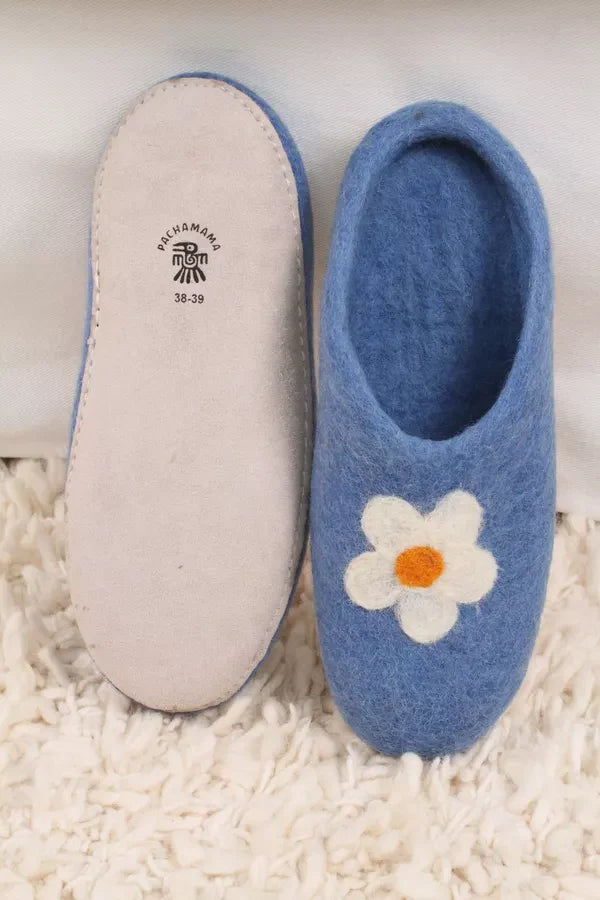 Daisy Slippers - Blue