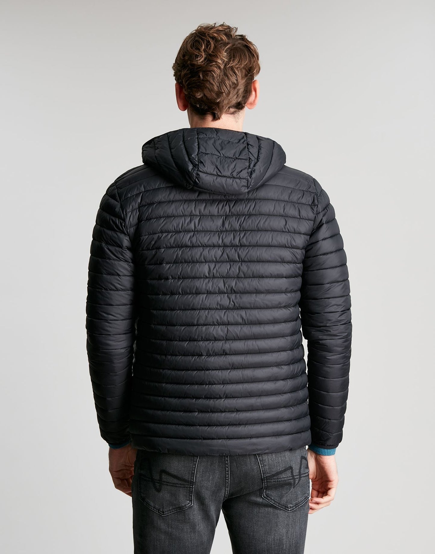 Men's Snug Hooded Padded Jacket - Black